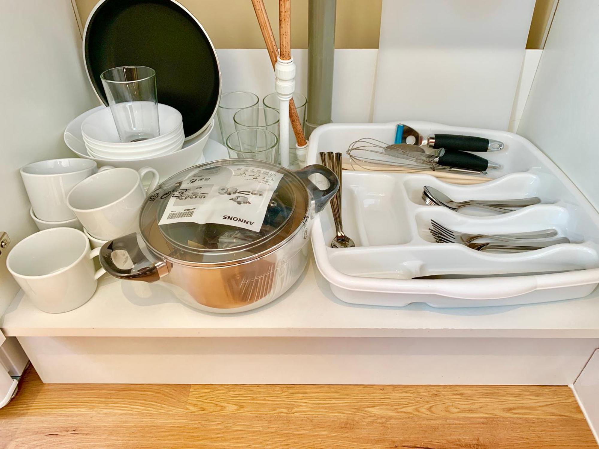 London Studio Apartments, Private Bathroom, Kitchenette, Parking, Np7 Eksteriør billede